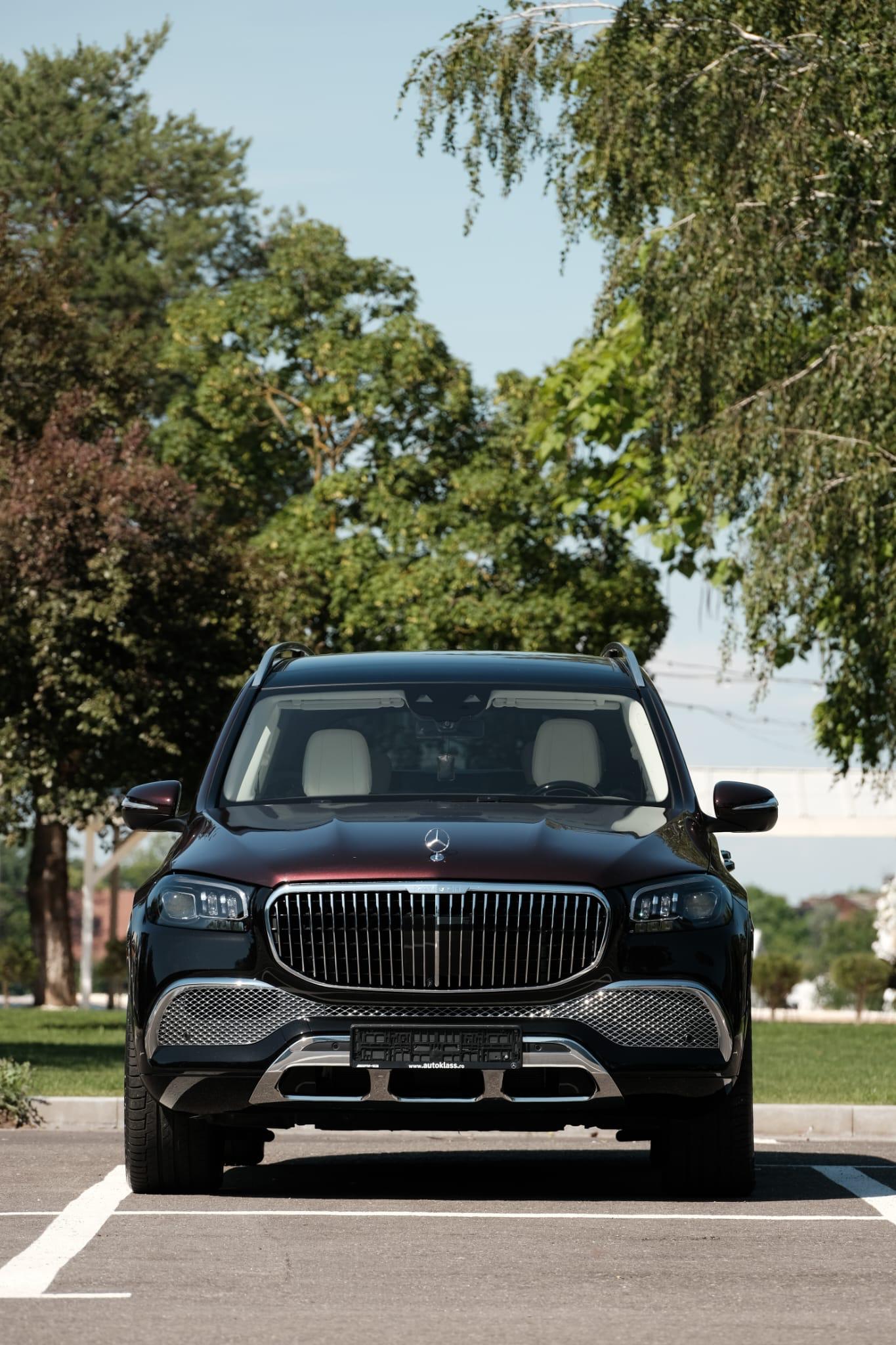 Mercedes GLS Maybach 600 Black