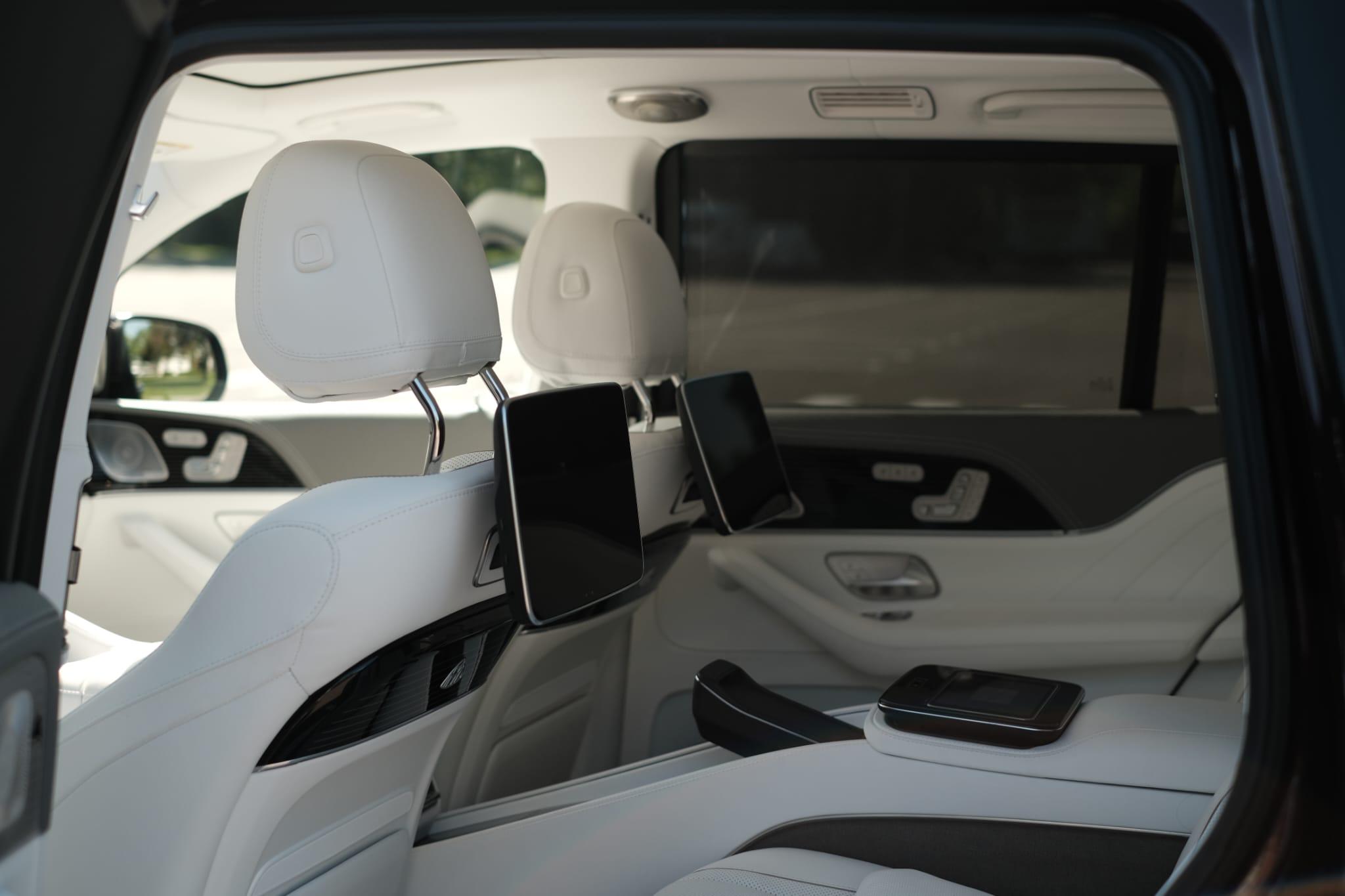 Mercedes GLS Maybach 600 Black