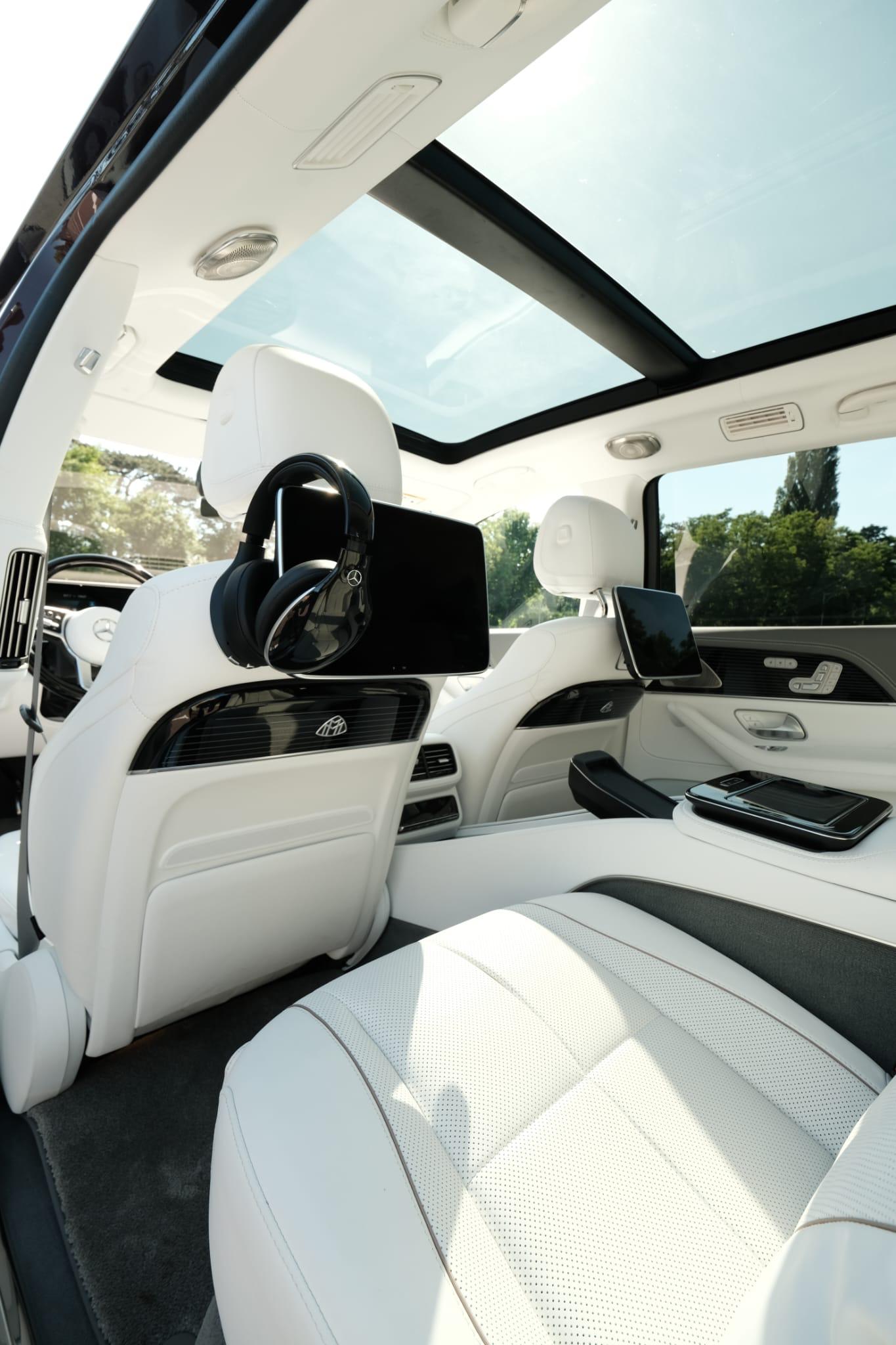 Mercedes GLS Maybach 600 White